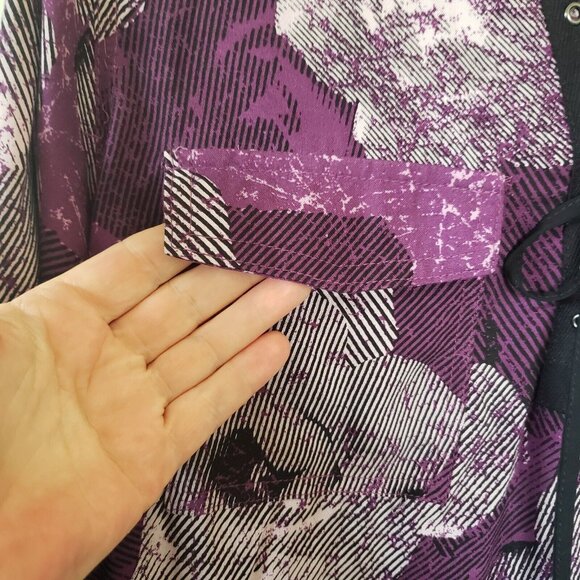 Rock & Republic Womens Roll Tab Blouse Top Purple Floral Large Front Tie Hi Lo - Picture 7 of 10